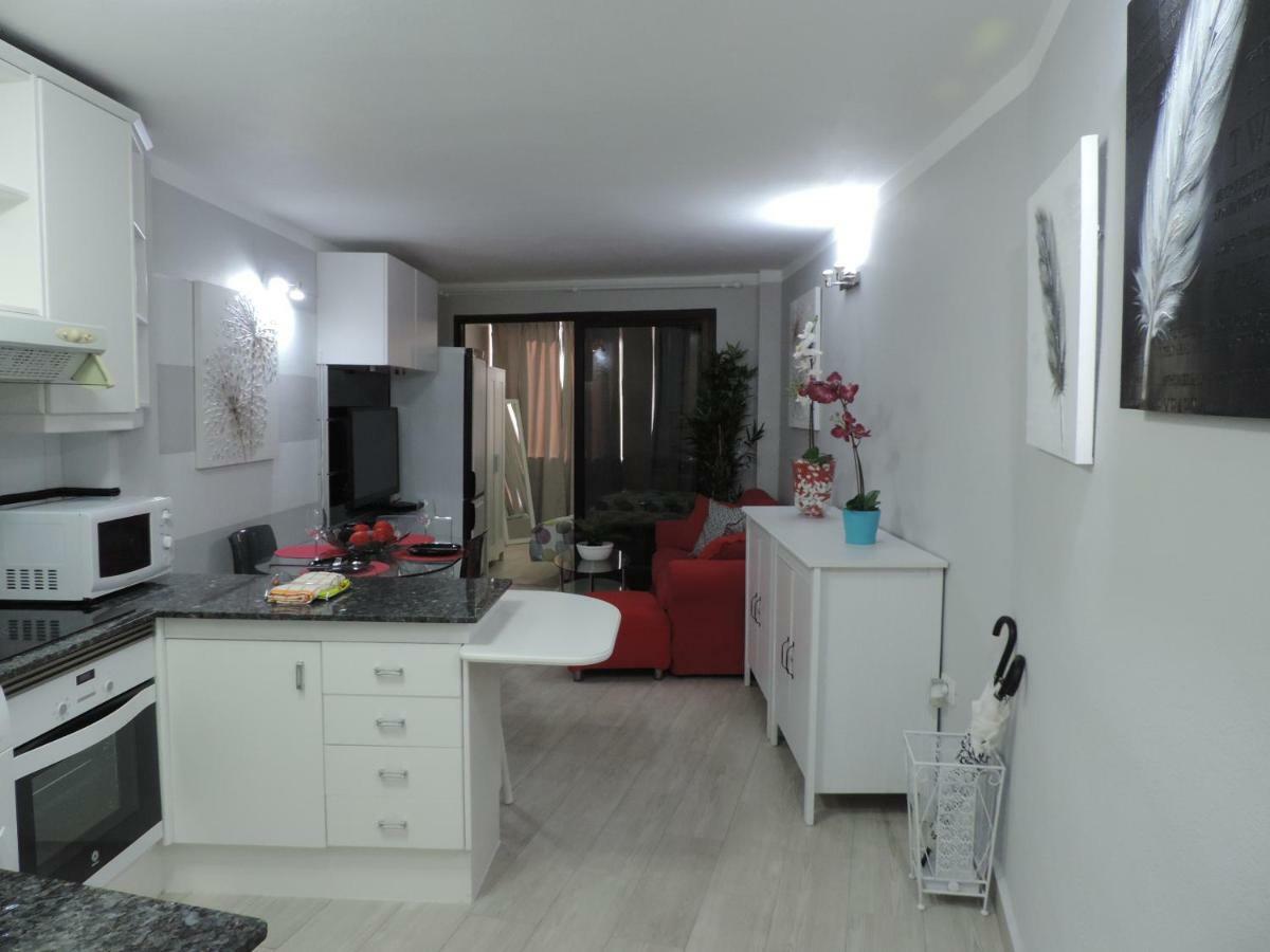 Piso Puerto Naos A 1 Minuto De La Playa Apartment Puerto De Naos Ngoại thất bức ảnh