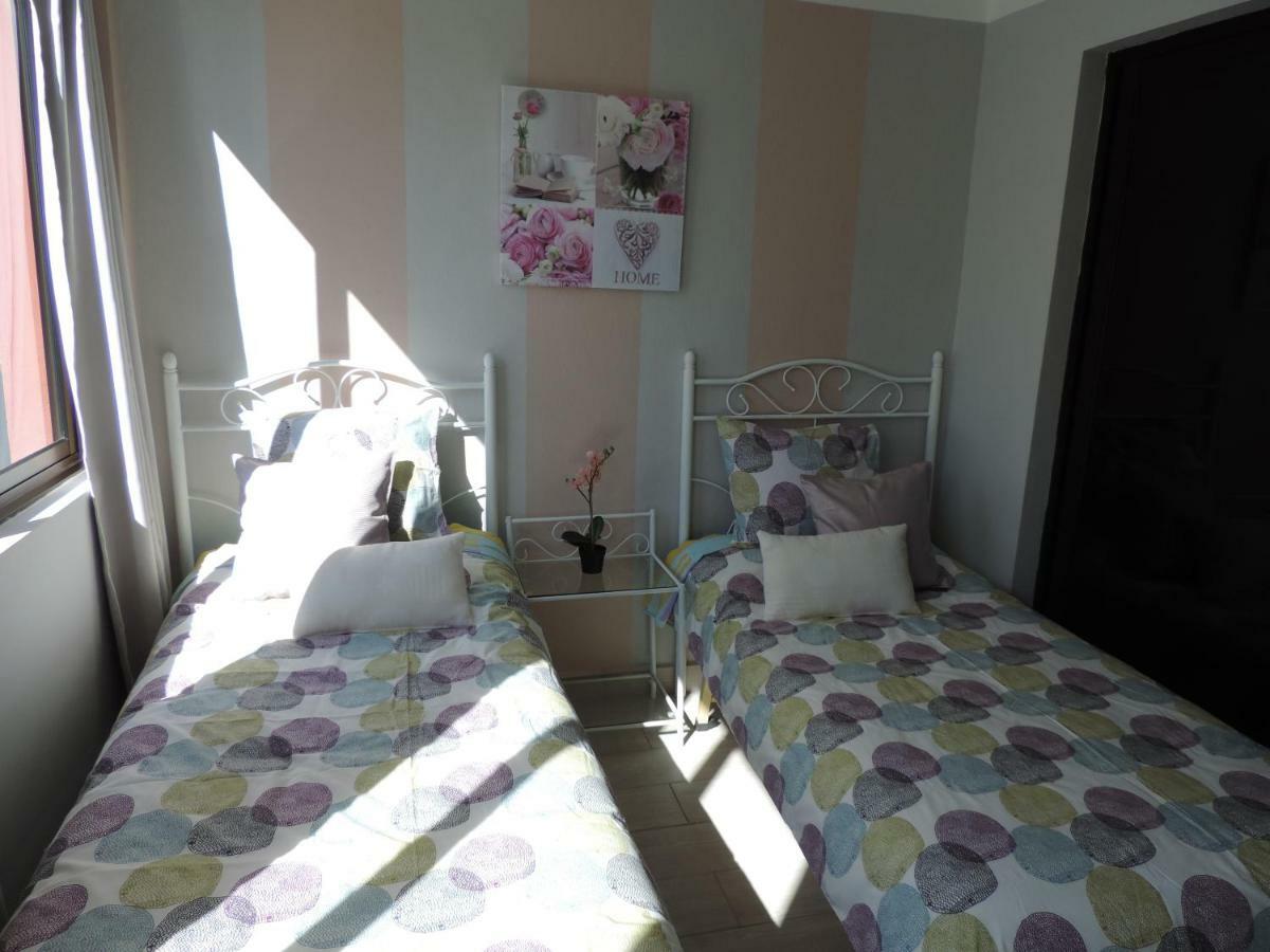 Piso Puerto Naos A 1 Minuto De La Playa Apartment Puerto De Naos Ngoại thất bức ảnh